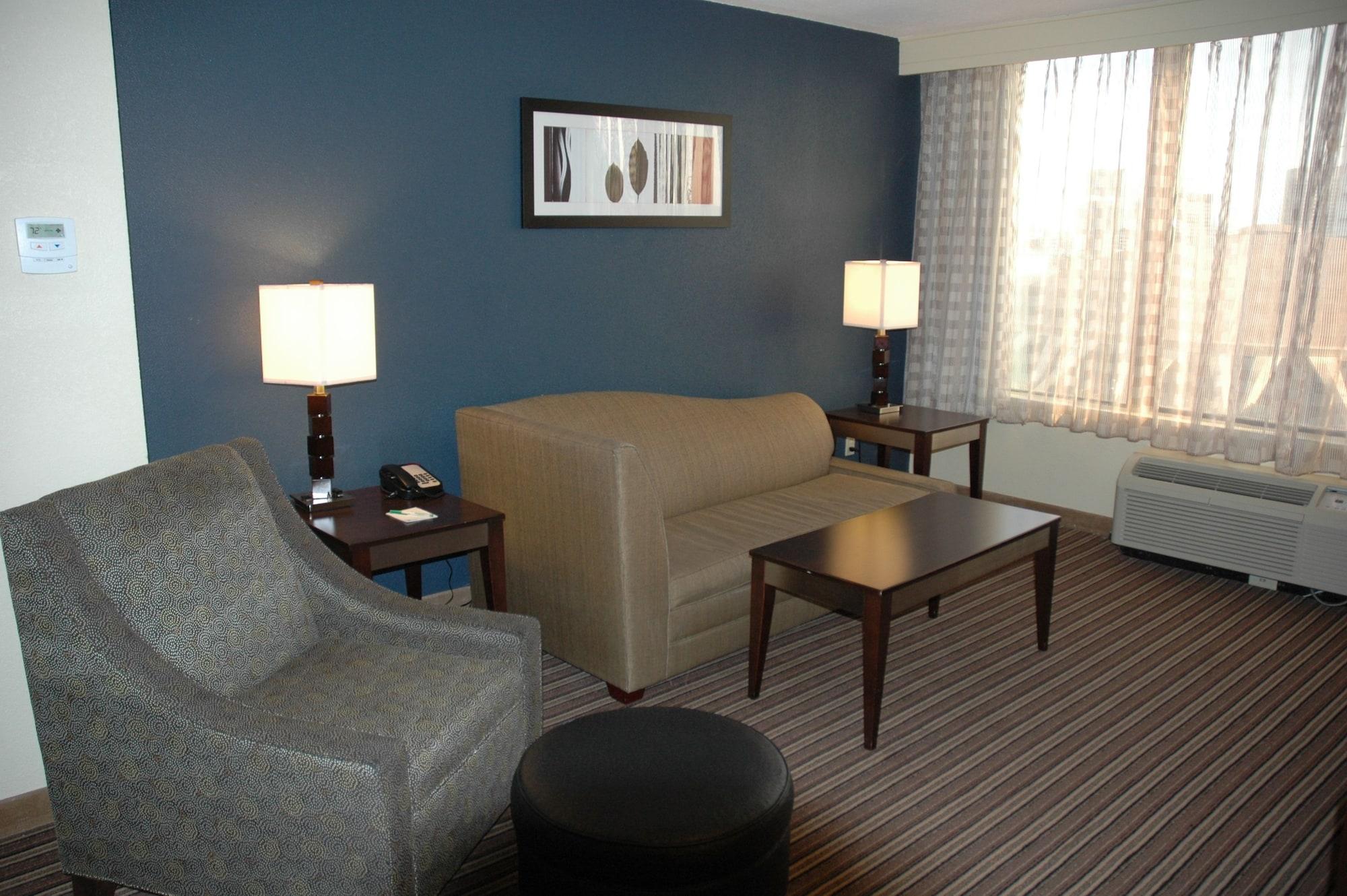 Hotel Wyndham Garden Norfolk Downtown Exterior foto